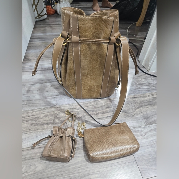 Lancel Elsa Sellier Brown/tan Leather Drawstring Bucket Handbag - Picture 1 of 16
